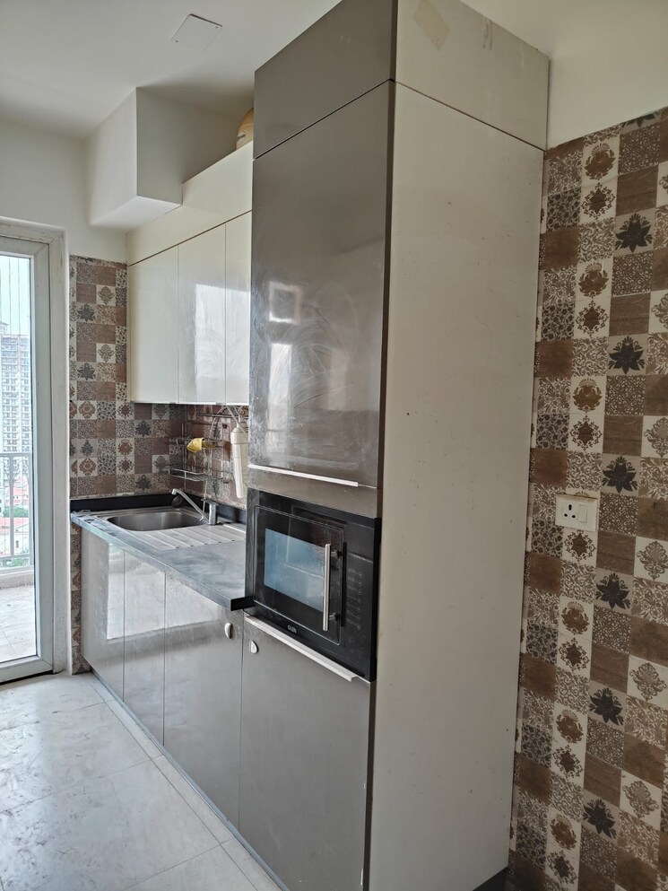 Kitchen, dlf-the-skycourt 3 Bedroom 1931 Sq.Ft. Apartment In Sector 86 Gurgaon 9212599