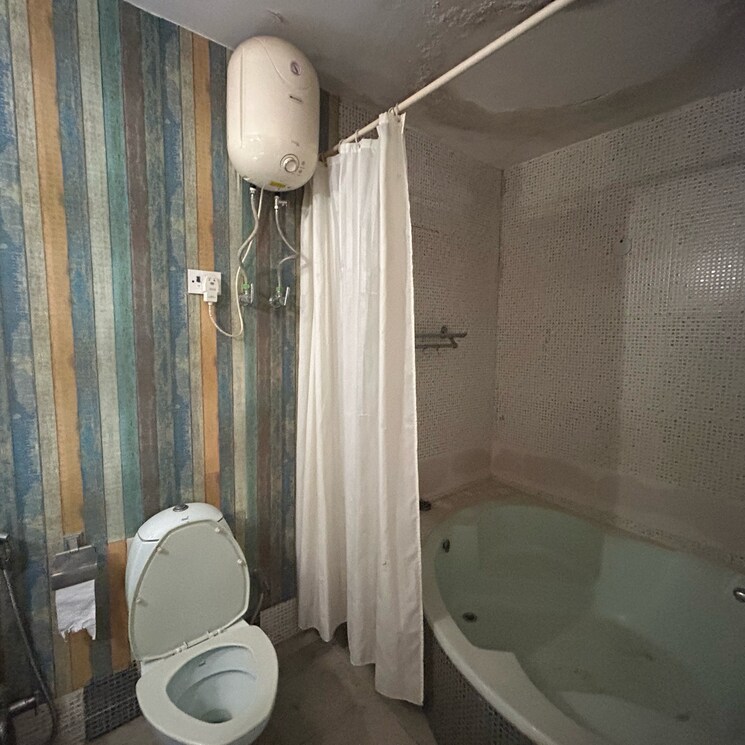 Bathroom, sector 23 6+ Bedroom 4500 Sq.Ft. Villa In Sector 23 Gurgaon 9212697