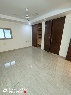 2 BHK Builder Floor For Rent in Saket