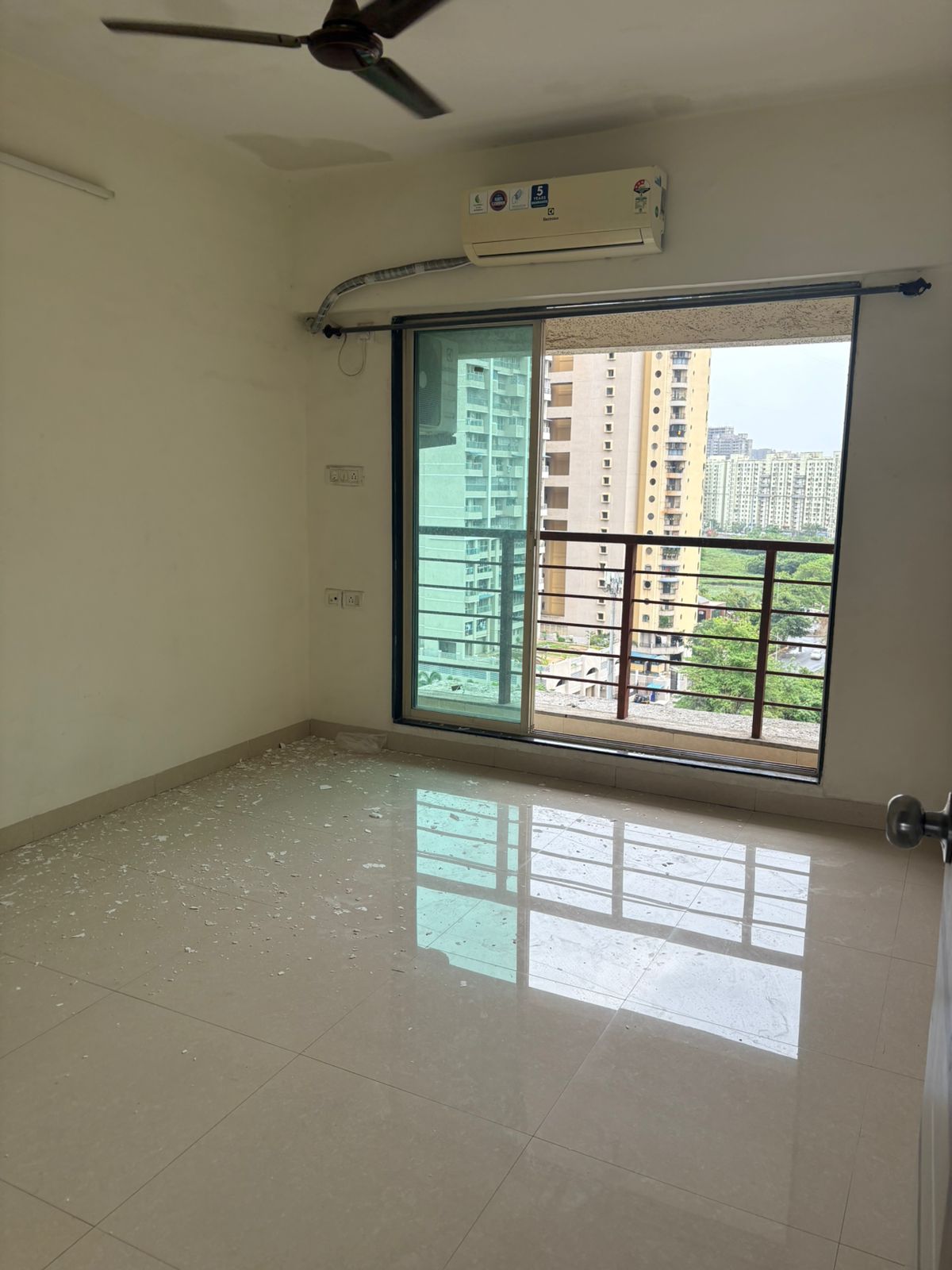 2 BHK + Pooja Room Apartment For Sale in Shah Royale