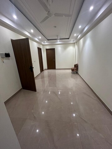 Kitchen in 3 BHK Builder Floor at Suncity Vatsal Valley, Gwal Pahari – for Rent