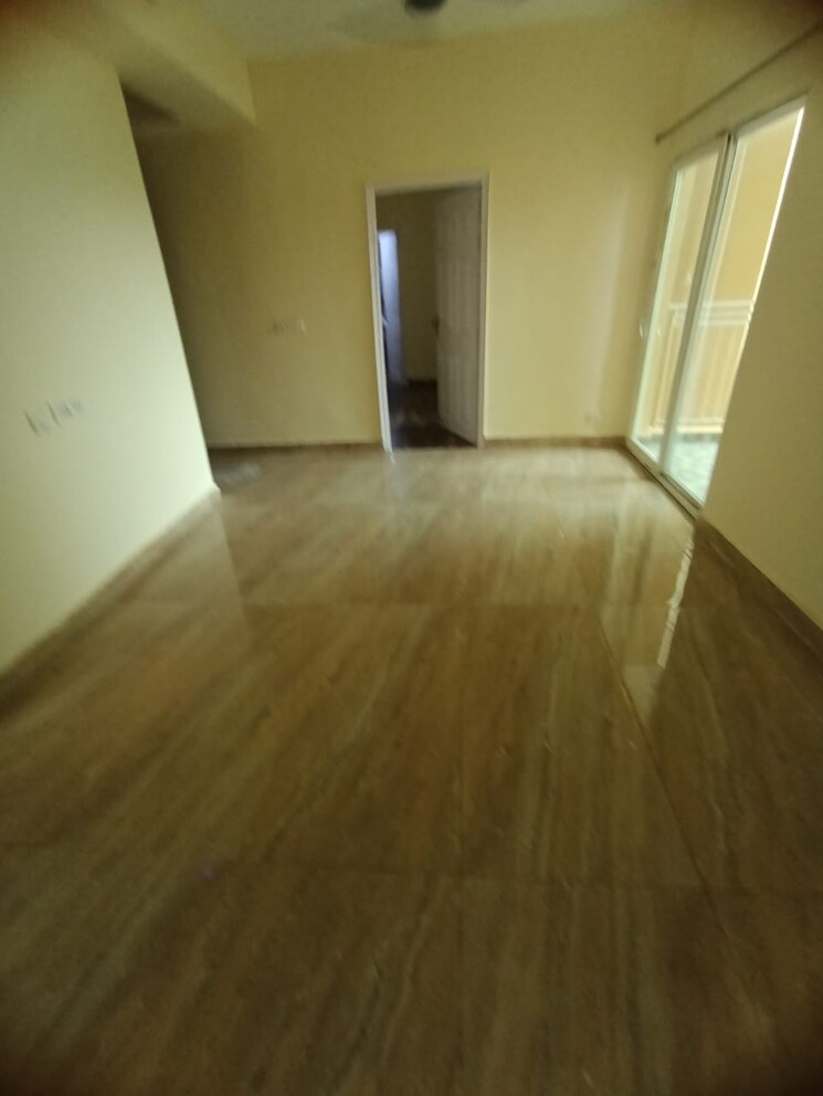 Room, ska-metro-ville 2 Bedroom 1005 Sq.Ft. Apartment In Eta Ii Greater Noida Greater Noida 9212705