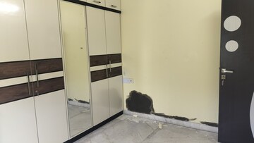 Furnished Amenities in 3 BHK Apartment at Jubilee Hills – for Rent