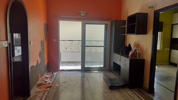 Room in 3 BHK Apartment at Jubilee Hills – for Rent