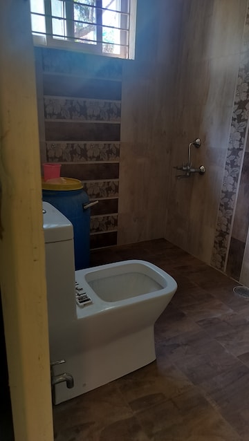 Bathroom in 3 BHK Apartment at Jubilee Hills – for Rent