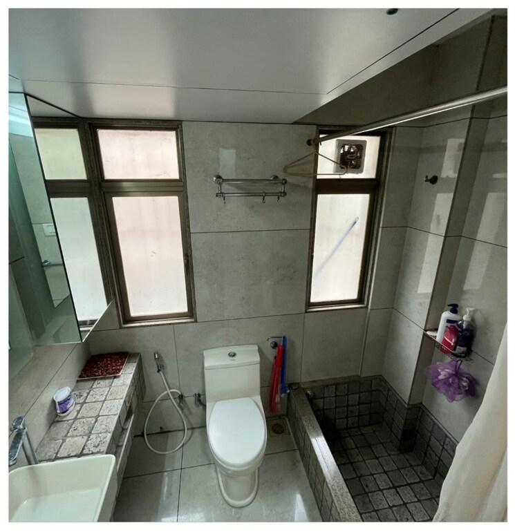 Kitchen, seven-bungalow 1 Bedroom 450 Sq.Ft. Apartment In Andheri West Mumbai 9212728