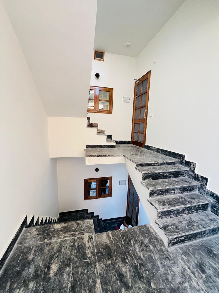 Bedroom, shimla bypass road 3 Bedroom 103 Sq.Yd. Independent House In Shimla Bypass Road Dehradun 9212742