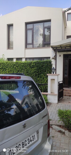 3 BHK Villa – Exterior View View at Godrej Golf Link Villas, Sector 27 Yamuna Expressway - for Rent