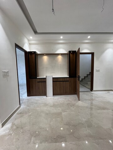 4 BHK Independent House For Sale in Shimla Bypass Road