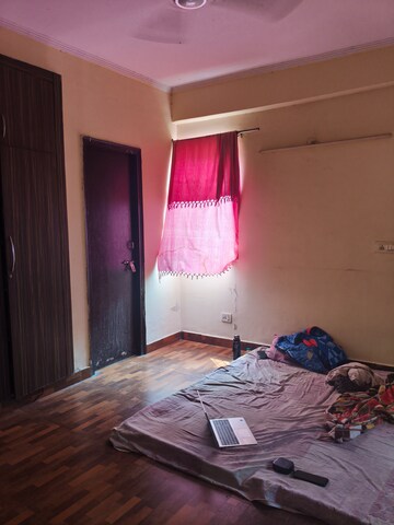 Bedroom in 2.5 BHK Apartment at Gardenia Gateway, Sector 75 – for Rent