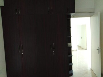 Furnished Amenities in 2 BHK Apartment at Gaur Atulyam, Omicron I Greater Noida – for Sale