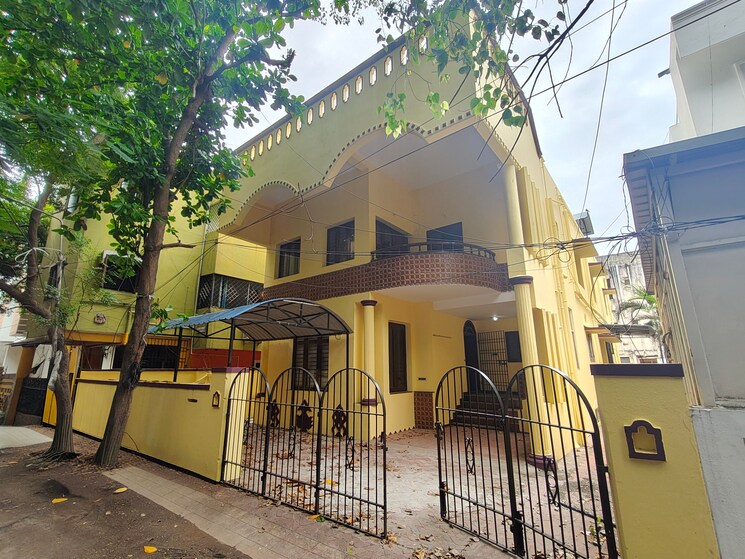 Exterior View, ashok nagar Commercial Warehouse 4500 Sq.Yd. In Ashok Nagar Chennai 9212894