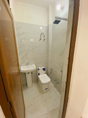 Bathroom in 1 BHK Builder Floor at Vasundhara Sector 5 – for Sale