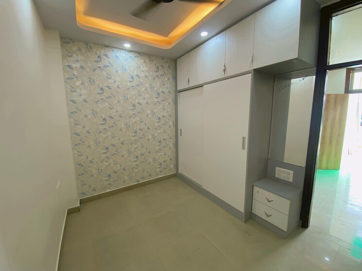 Room, vasundhara sector 5 1 Bedroom 650 Sq.Ft. Builder Floor In Vasundhara Sector 5 Ghaziabad 9212902