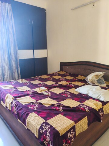 Bedroom in 3 BHK Apartment at Futec Gateway, Sector 75 – for Rent
