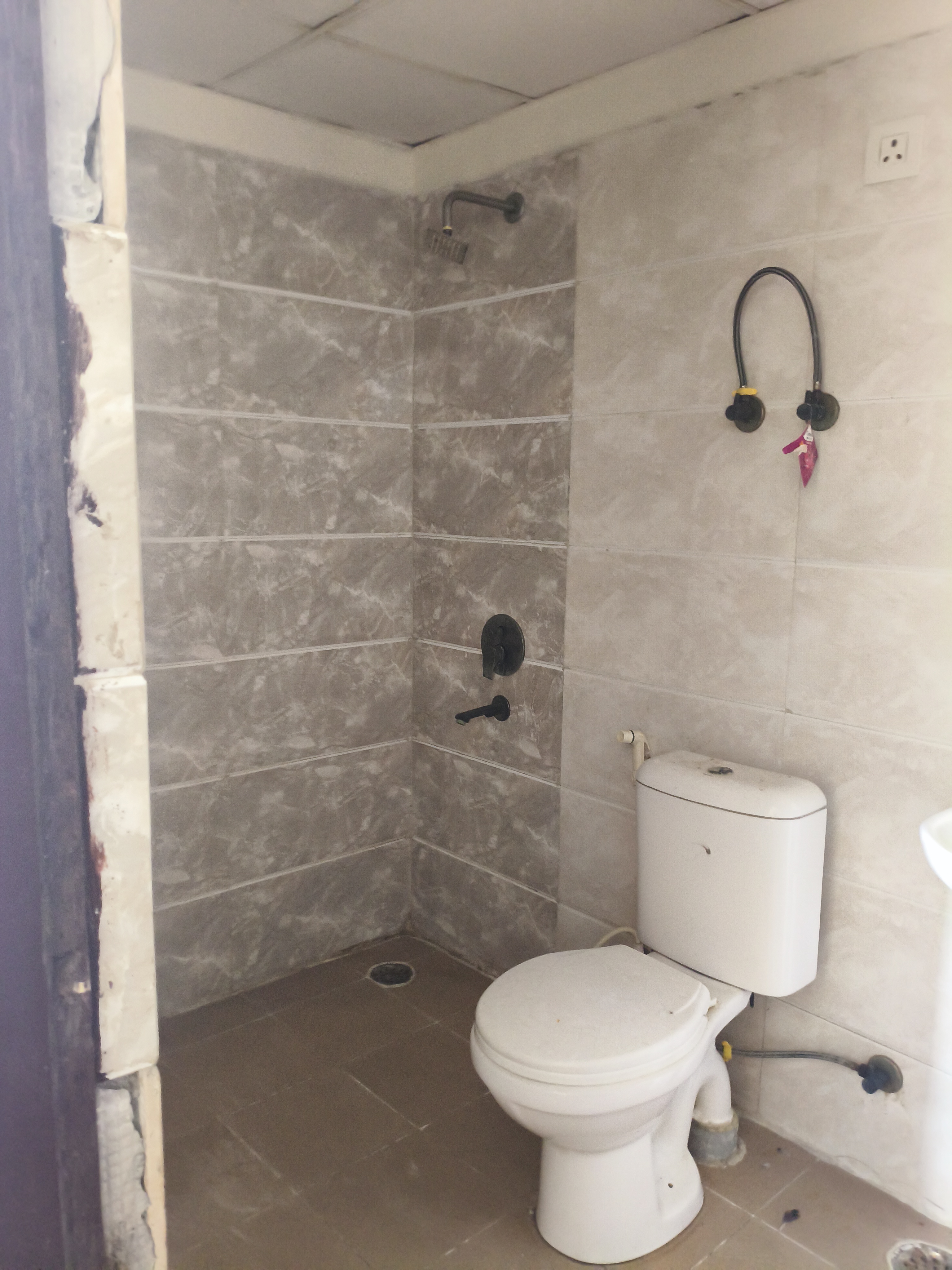 Bathroom, futec-gateway 3 Bedroom 1435 Sq.Ft. Apartment In Sector 75 Noida 9212898