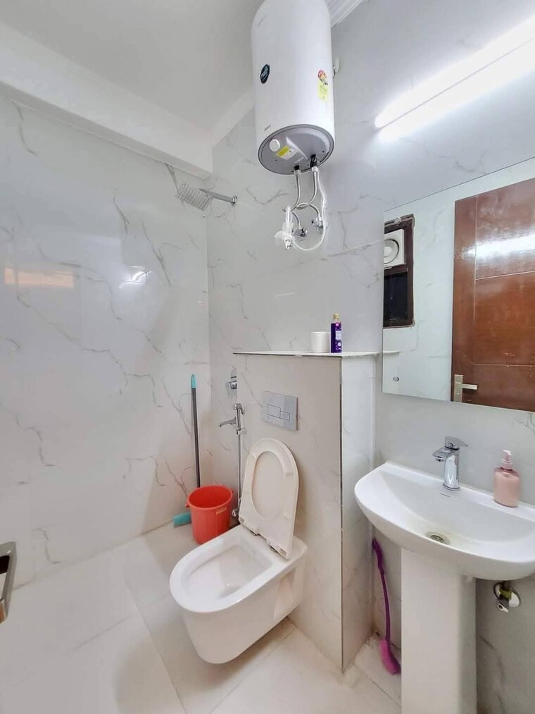 Bathroom, saket 2 Bedroom 1000 Sq.Ft. Apartment In Saket Delhi 9213001
