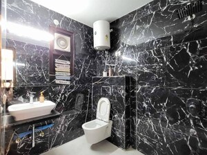 Attached Bathroom in 2 BHK Apartment at Saket – for Rent
