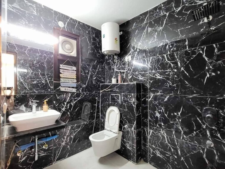 Attached Bathroom, saket 2 Bedroom 1000 Sq.Ft. Apartment In Saket Delhi 9213001