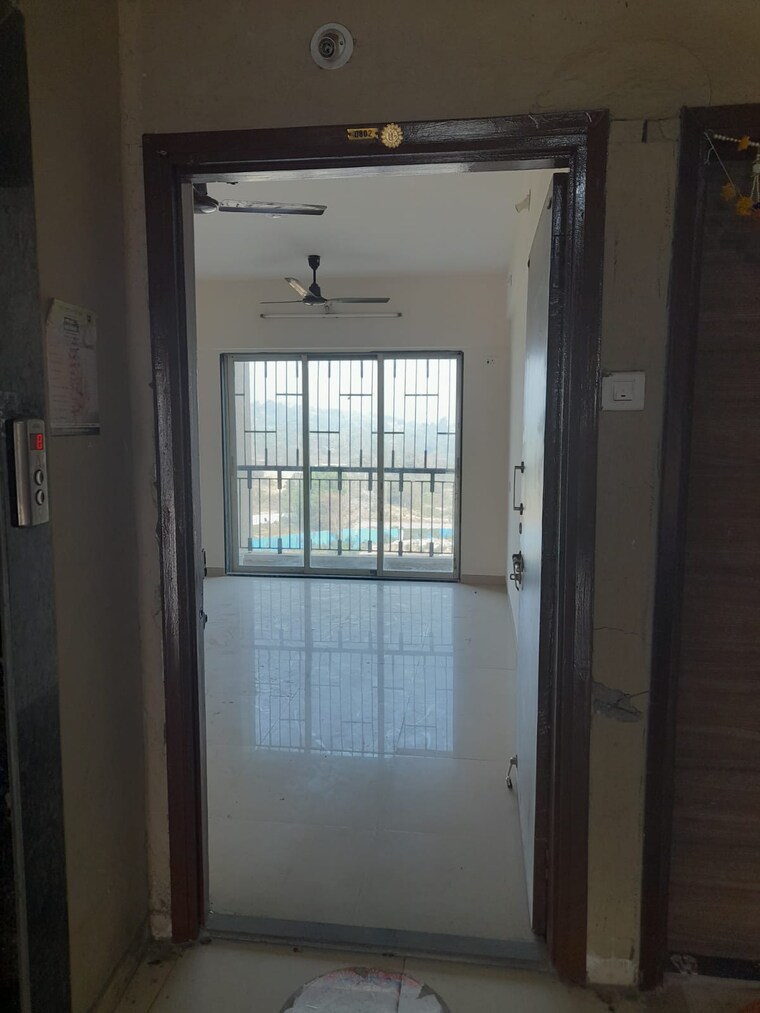 Room, vihang-valley-phase-2 1 Bedroom 600 Sq.Ft. Apartment In Kasarvadavali Thane 9213025