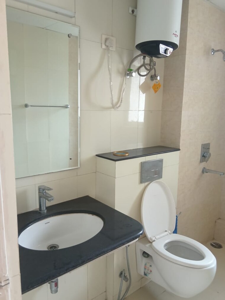 Bathroom, pareena-coban-residences 3 Bedroom 1997 Sq.Ft. Apartment In Sector 99a Gurgaon 9213004