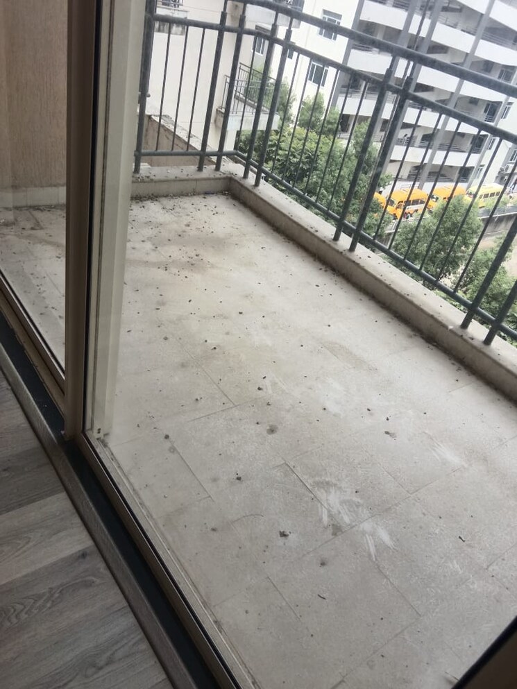 Balcony, pareena-coban-residences 3 Bedroom 1997 Sq.Ft. Apartment In Sector 99a Gurgaon 9213004