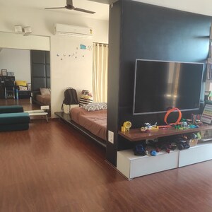 Living Room in 2 BHK Apartment at Pearl Heights, Yari Road – for Sale