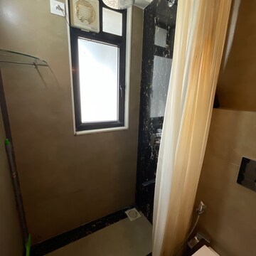  2 BHK Apartment at Kanakia Hollywood, Yari Road – for Sale