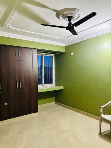 Room in 3 BHK Apartment at Lalpur – for Rent