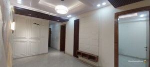 Room in 2.5 BHK Builder Floor at Sector 110 – for Sale