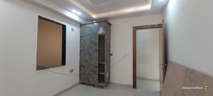 Room in 2.5 BHK Builder Floor at Sector 110 – for Sale