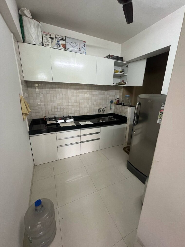 Kitchen, goel-ganga-amber 1 Bedroom 450 Sq.Ft. Apartment In Tathawade Pune 9213107
