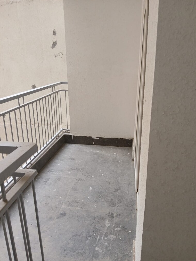 Balcony, svg-heights 2 Bedroom 870 Sq.Ft. Apartment In Phi Iii Greater Noida Greater Noida 9213154