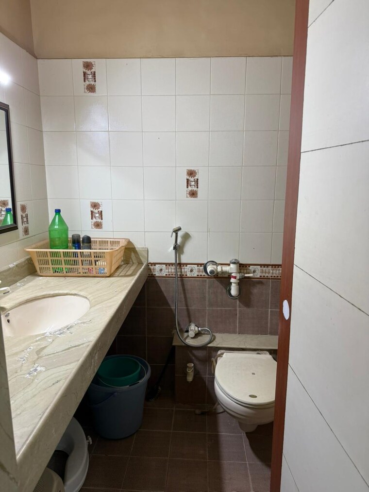 Kitchen, dorabjee-paradise-building-a-b-condominium 4 Bedroom 4800 Sq.Ft. Villa In Mohammadwadi Pune 9211578