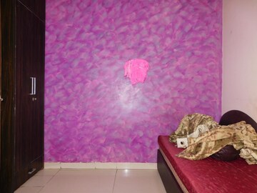Furnished Amenities in 2 BHK Apartment at Dadar West – for Rent