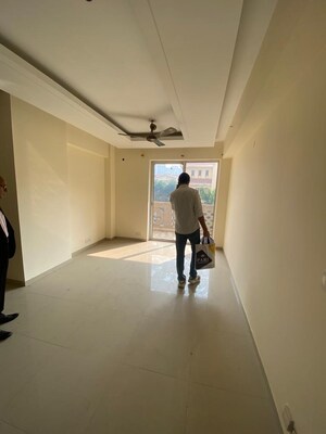 Room in 3.5 BHK Apartment at DLF New Town Heights II, Sector 86 – for Rent