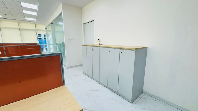 Room, soham-plaza Commercial Office Space 1500 Sq.Ft. In Manpada Thane 9208106