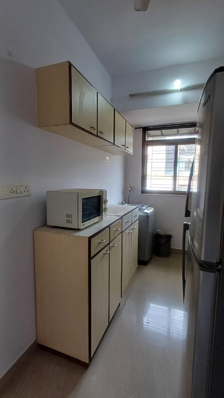 Kitchen, bandra west 1 Bedroom 550 Sq.Ft. Apartment In Bandra West Mumbai 9213390
