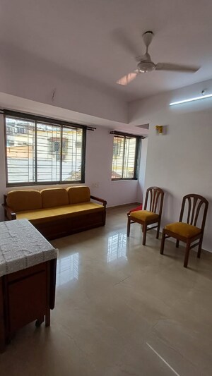 1 BHK Apartment For Rent in Bandra West