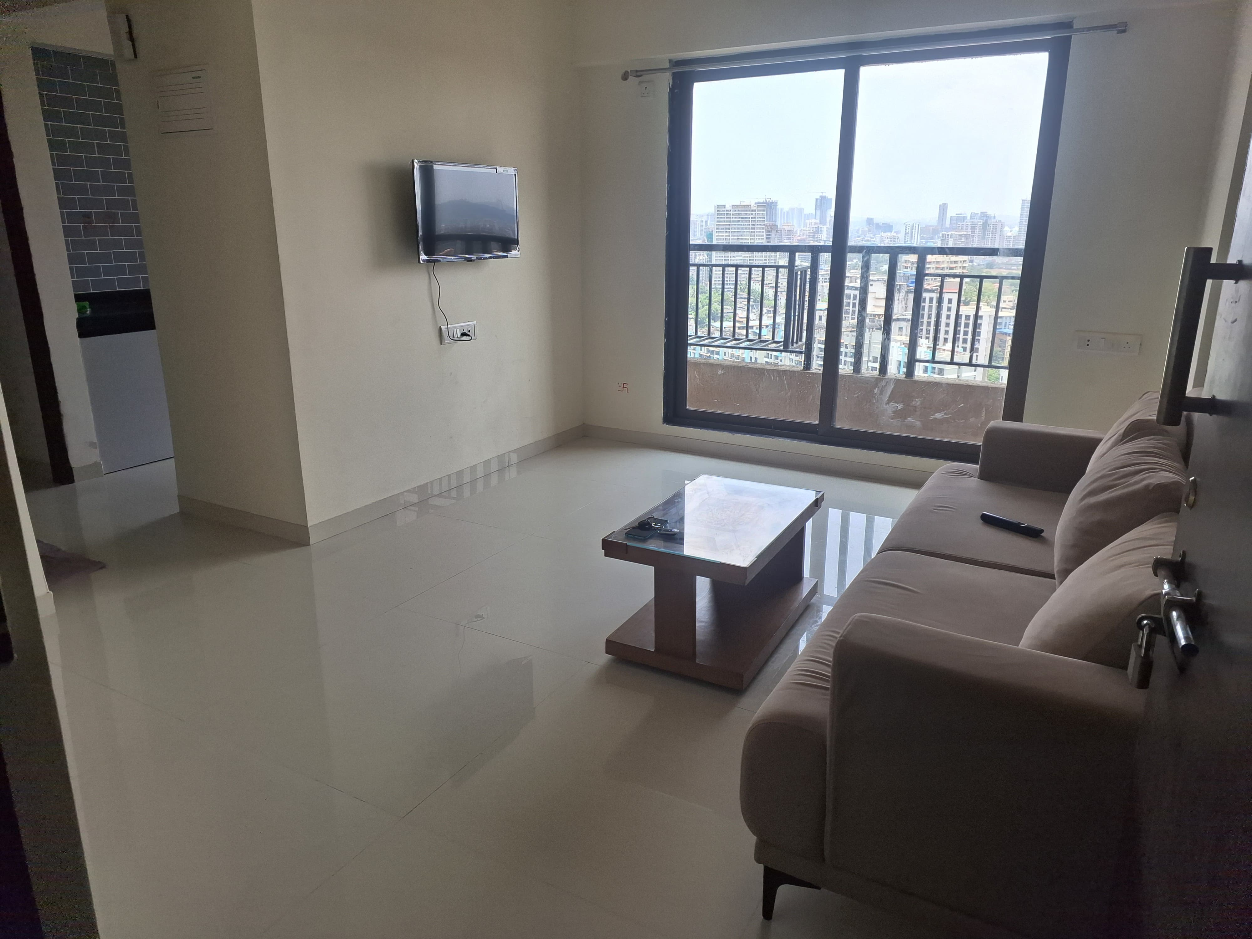 2 BHK 1000 Sq.Ft. Apartment in Raunak City