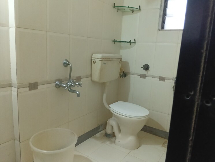 Bathroom, dheeraj-solitaire 1 Bedroom 400 Sq.Ft. Apartment In Malad West Mumbai 9213416