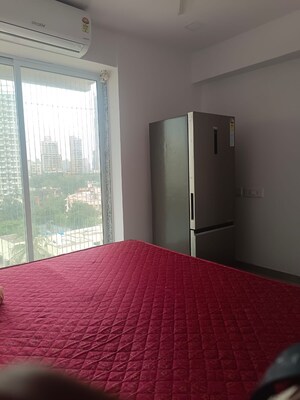Bedroom in 3 BHK Apartment at Mahim – for Rent