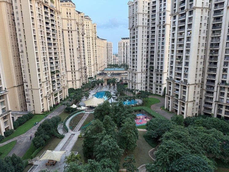 Exterior View, hiranandani-estate-rodas-enclave 4 Bedroom 2020 Sq.Ft. Apartment In Hiranandani Estate Thane 9213472