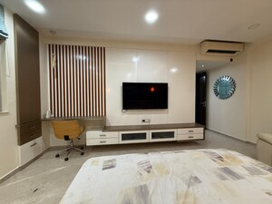 Bedroom in 4 BHK Apartment at Hiranandani Estate Rodas Enclave, Hiranandani Estate – for Rent
