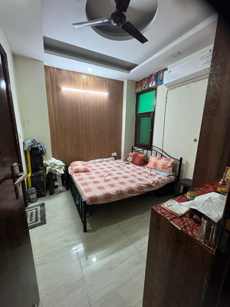 Bedroom, vasundhara sector 5 3 Bedroom 1100 Sq.Ft. Builder Floor In Vasundhara Sector 5 Ghaziabad 9213468