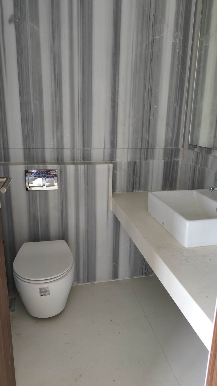 Bathroom, kalpataru-radiance 3 Bedroom 1200 Sq.Ft. Apartment In Goregaon West Mumbai 9213471