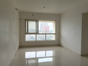 1 BHK Apartment For Rent in Laxmi Heights Goregaon, Goregaon West