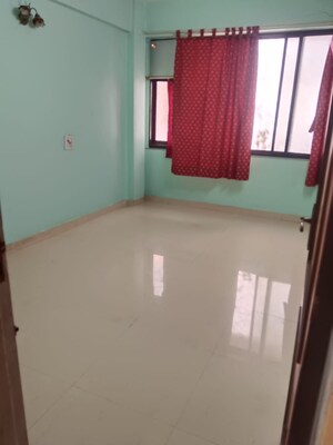 Room in 1 BHK Apartment at Mahim – for Rent