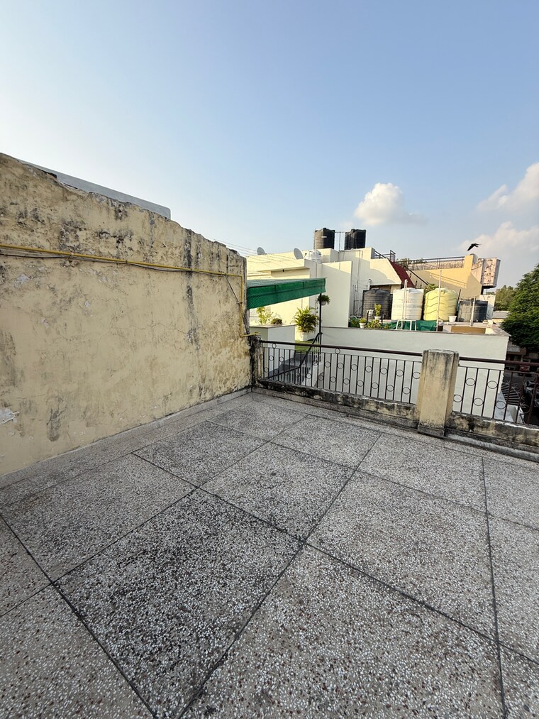 Exterior View, janakpuri 1 Bedroom 630 Sq.Ft. Apartment In Janakpuri Delhi 9213495