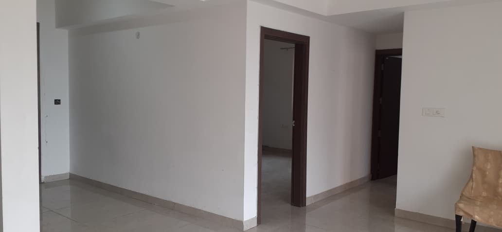3 BHK + Servant Room Apartment For Rent in ATS Le Grandiose Phase 2